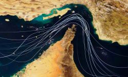 طهران تعلن انتهاء "عهد الضيافة" في مضيق هرمز
