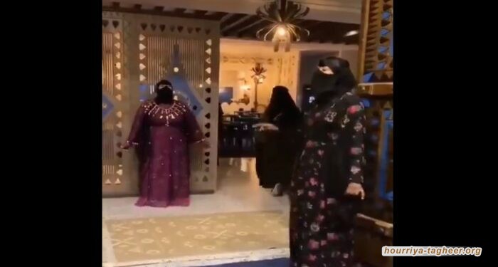رقص وغناء .. سعوديات أمام مطعم في جدة