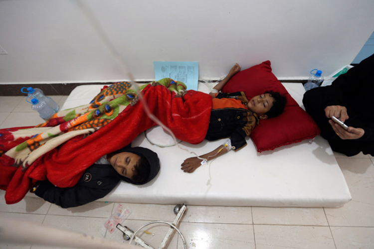 السعودية المسؤول الأول عن تفشي الكوليرا في اليمن (مترجم)