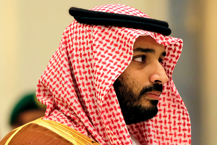 تراجع عائدات النفط يُحجّم نفوذ السعودية (مترجم)