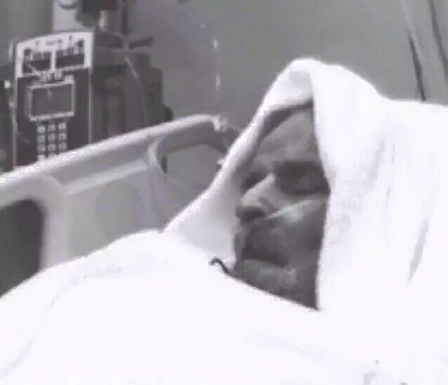 وفاة سعود الفيصل بنوبة قلبية اثر مكالمة هاتفية مع احد الامراء واصفا عزله بانه خيانة الملك لاربعين عاما من جهوده