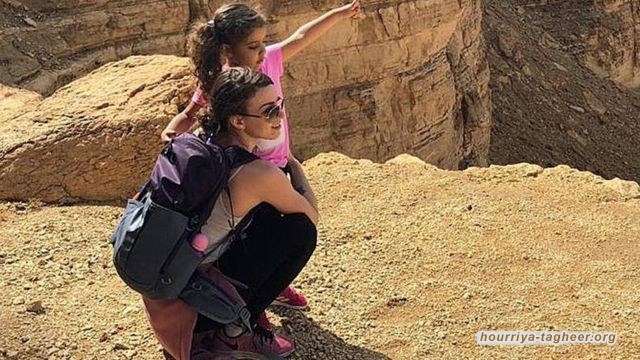 أم أمريكية عالقة في السعودية تعود لبلدها لكن دون ابنتها