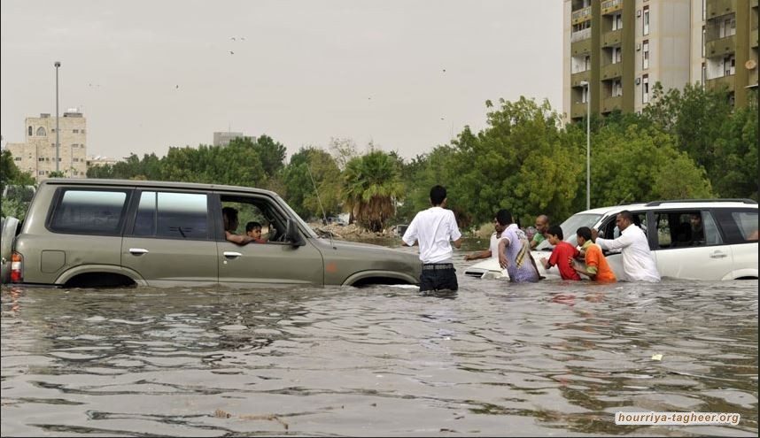 فيضانات عارمة تجتاح مكة المكرمة واتهامات بفشل ابن سلمان