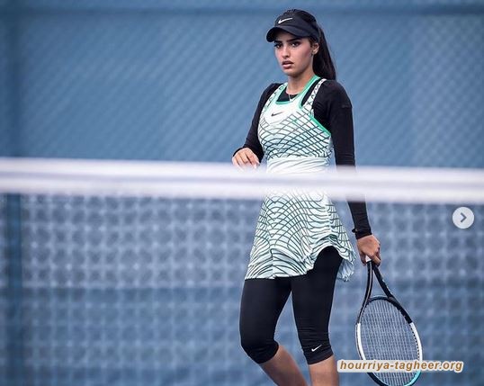 لاعبة تنس سعودية بين أحضان رونالدو