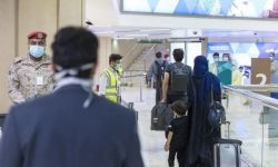 السلطات السعودية تحتجز ركاب طائرة تركية في مطار الملك خالد