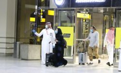 بعد رفع حظر كورونا.. آلاف السعوديين يقبلون على السفر