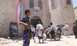 مسؤول عسكري يحذر من "أجندة مشبوهة" بتعز جنوب اليمن