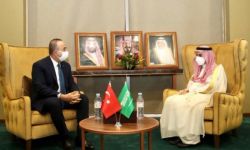 وزير الخارجية التركي يزور الرياض لبحث إنهاء فتور العلاقات