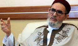 مفتي ليبيا يحرم شراء أي سلعة من السعودية وضجيعاتها