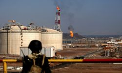 السلطات السعودية تسرق النفط اليمني