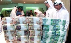 السعودية تقلد قطر خطوة بخطوة حتى بهدر الاموال