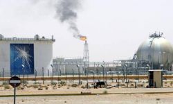 السعودية تجازف بزيادة الإنفاق رغم انخفاض سعر النفط
