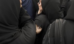دينا علي.. الفتاة السعودية التي تمردت على السلطة ومهددة بالقتل