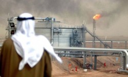 الكويت تطلب التحكيم الدولي ..... الصراع السعودي الكويتي يتفاقم حول الحقلين النفطيين المشتركين