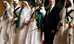 السيفُ السعودي: من "رقصة العَـرْضَة" الى الاستعراض الفارغ!