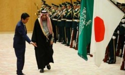 موقف محرج يتعرض له سلمان بن عبدالعزيز في اليابان … اضحك على ملك الزهايمر ( بالفيديو)