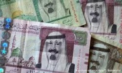 لماذا كانت السعودية على شفير الافلاس؟ ( بالفيديو ) 
