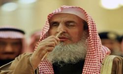 مفتي ال سعود يثير الجدل بفتوى زكاة عيد الفطر