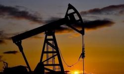 تراجع أسعار النفط مع توقعات بزيادة الصادرات الروسية