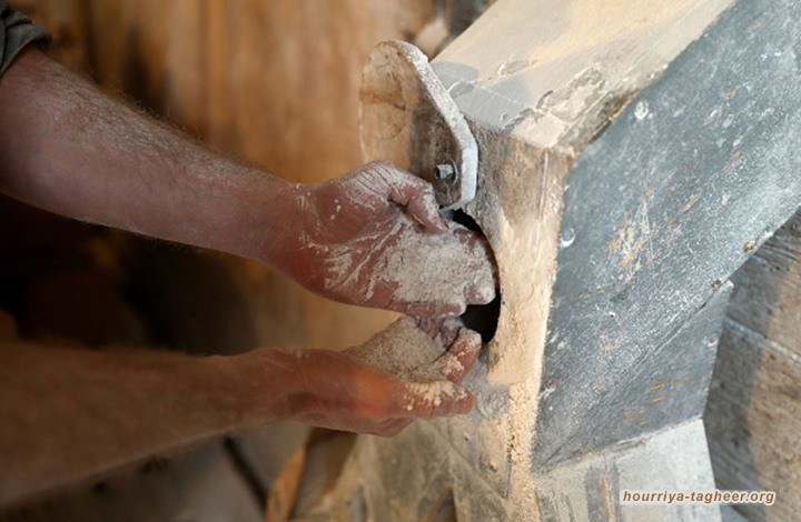 مملكة آل سعود تبيع مطاحن الدقيق وتسمح للمشترين باستيراد القمح