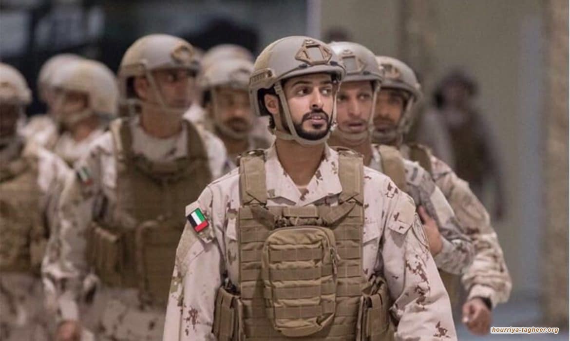 مجند يمني يقتل ضابطاً إماراتياً بـ30 رصاصة