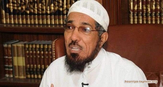 السلطات تفتح التحقيق مع معلم وضع سؤالا عن سلمان العودة