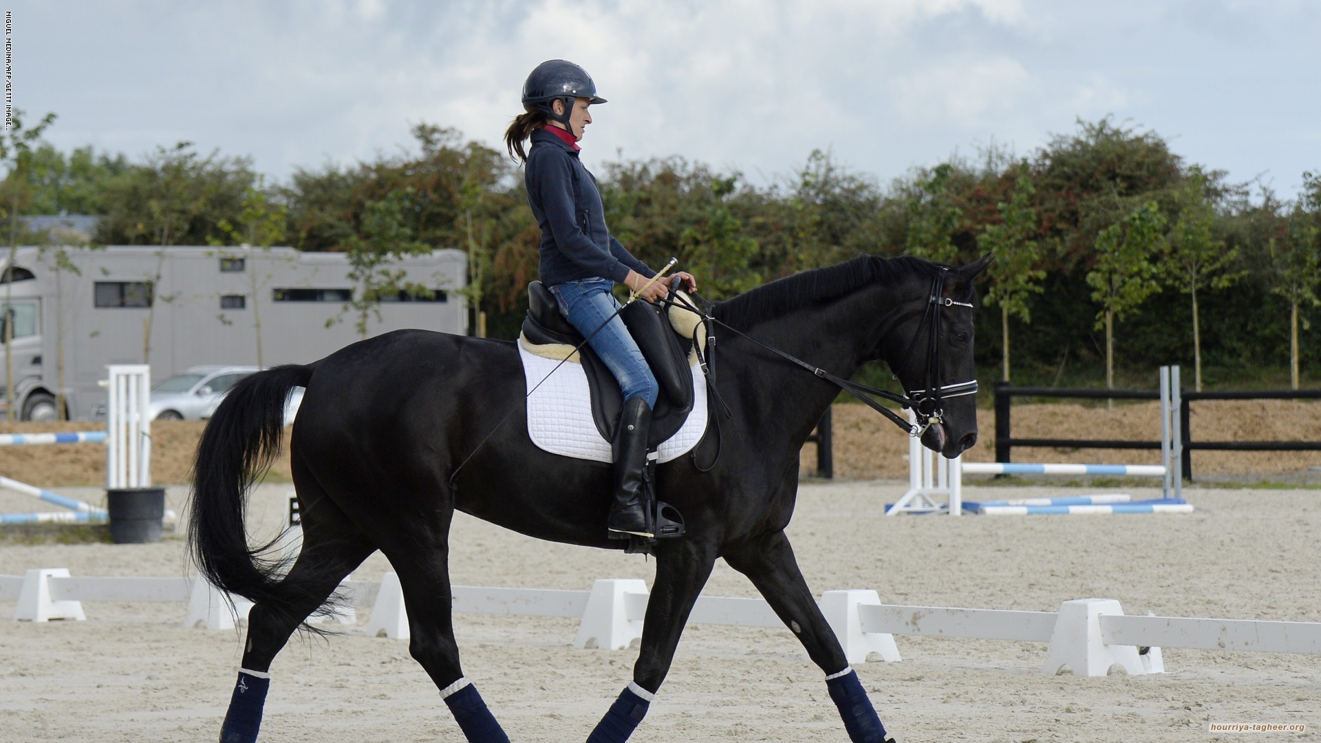 الفارسة علياء الحويطي: هكذا حاول أتباع بن سلمان شرائي