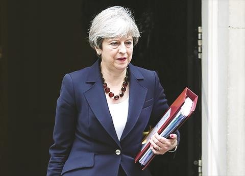 منظمات بريطانية: ولي العهد السعودي مسؤول عن أكبر كارثة إنسانية في العالم