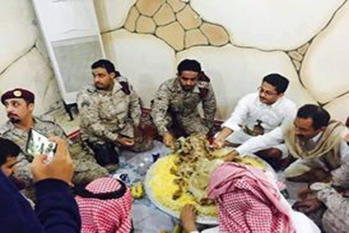 مرتزقة قرن الشيطان وموائد الذل و العار