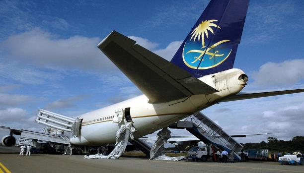 السعودية والإمارات نقلتا أطنان الأسلحة لـ"داعش" عبر طائرات دبلوماسية