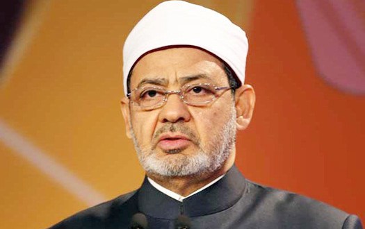 المال السعودي اعاد الوهابية الى الاسلام.. شيخ الأزهر الذي شارك في مؤتمر الشيشان يتبرأ منه..