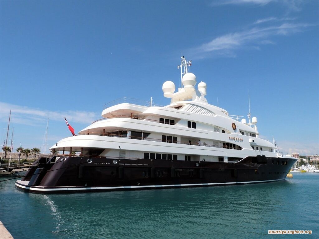 أمير تبوك متورط بالتهرب من سداد فوائد يخت بقيمة 78 مليون $