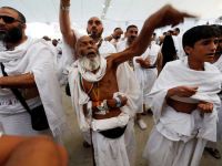 بعد تدهور اقتصادها المملكة ترفع اسعار جميع الخدمات المقدمة للحجاج والمعتمرين