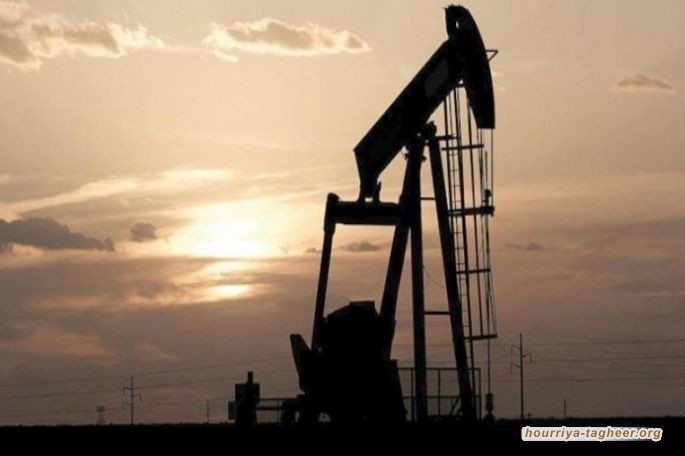 أسعار النفط تهوي 8% مع تجدد مخاوف الطلب بسبب كورونا