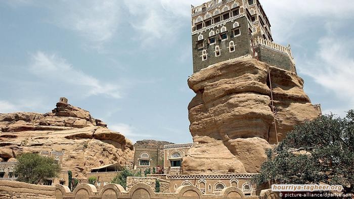 خادم الحرمين يسرق ويدمر آثار اليمن