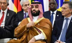 بلومبيرغ: "عالم آل سعود" يتداعى.. وتحولات مكلفة