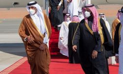 الغارديان: هل حلت القمة الخلافات الخليجية أم هي مجرد هدنة؟