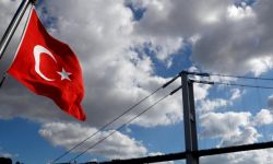 "بلومبيرغ": تحركات سعودية - إماراتية للتصالح مع تركيا