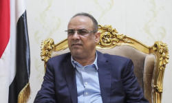 وزير يمني يتهم آل سعود بالتواطؤ مع "الانتقالي" في عدن وسقطري
