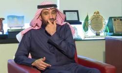 مع انتشار البطالة في السعودية.. مطالبات بإقالة وزير الموارد البشرية