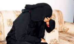 سلطات ال سعود تجبر سيدة على الطلاق من زوجها لانه قطري