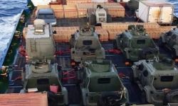الحوثيون يننقلون الأسلحة ومعدات عسكرية على متن السفينة الإماراتية المحتجزة