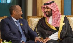 انحياز السعودية للعسكر يربك المشهد في السودان