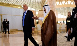 السعودية تفتح خزائنها لأمريكا.. 380 مليار دولار «فدية الحماية»
