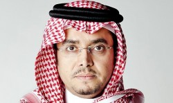 ناشط سعودي: موقف السيد الخامنئي حول السفارة مسؤول وله دلالة