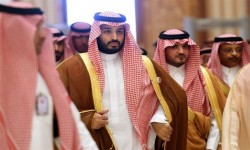 الفاينانشال تايمز: السعودية تعتزم إلغاء مشاريع تقدر قيمتها بمليارات الدولارات للحد من النفقات وتصدر صكوكاً في فبراير