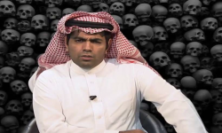معارض سعودي: ذباب القحطانى يلاحقني
