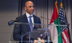إندبندنت: سفير الإمارات في واشنطن يسخر من السعودية في رسائل مسربة ويصف قيادتها بالحمقى