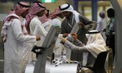 رويترز: تراجع نشاط القطاع الخاص في السعودية لأدنى مستوى