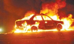 السعودية.. انقلاب ناقلة وقود يشعل النار في 6 مركبات